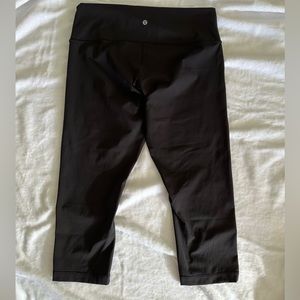 EUC, Lululemon Align cropped leggings size 14.